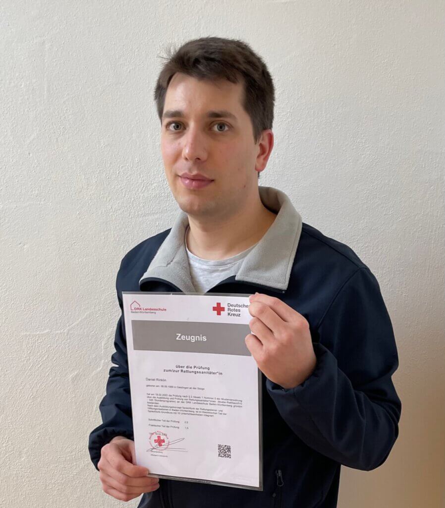 Ausbildung zum Rettungssanitäter erfolgreich absolviert