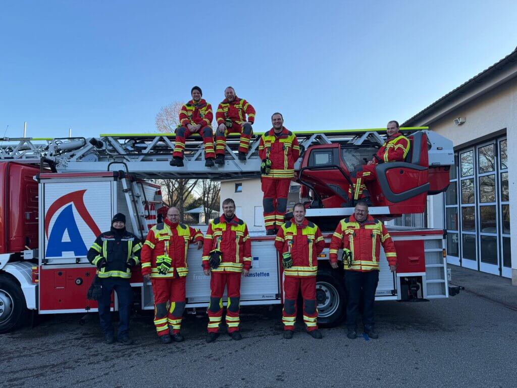Maschinisten für die Drehleiter ausgebildet